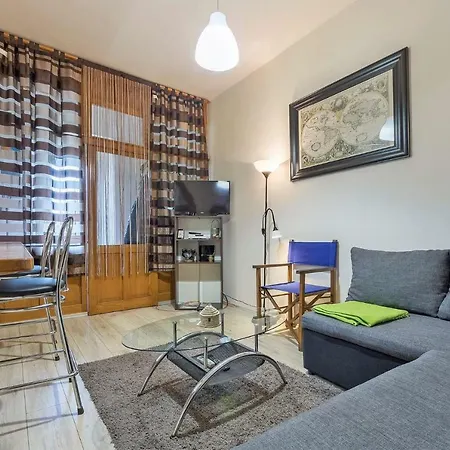 Apartment Nicol *