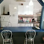 Nicol Apartman
